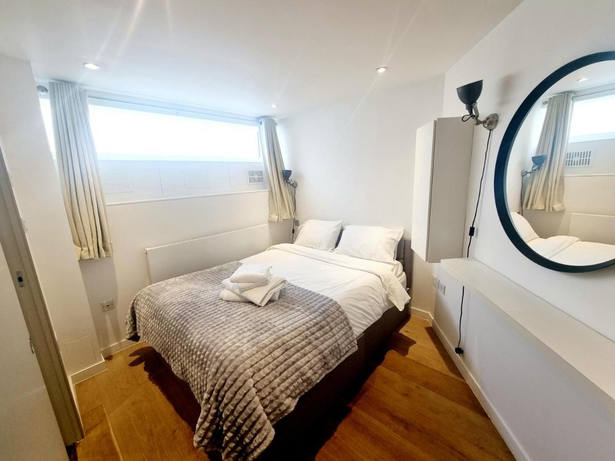 Manhattan Style Apartment In Fulham ลอนดอน ภายนอก รูปภาพ
