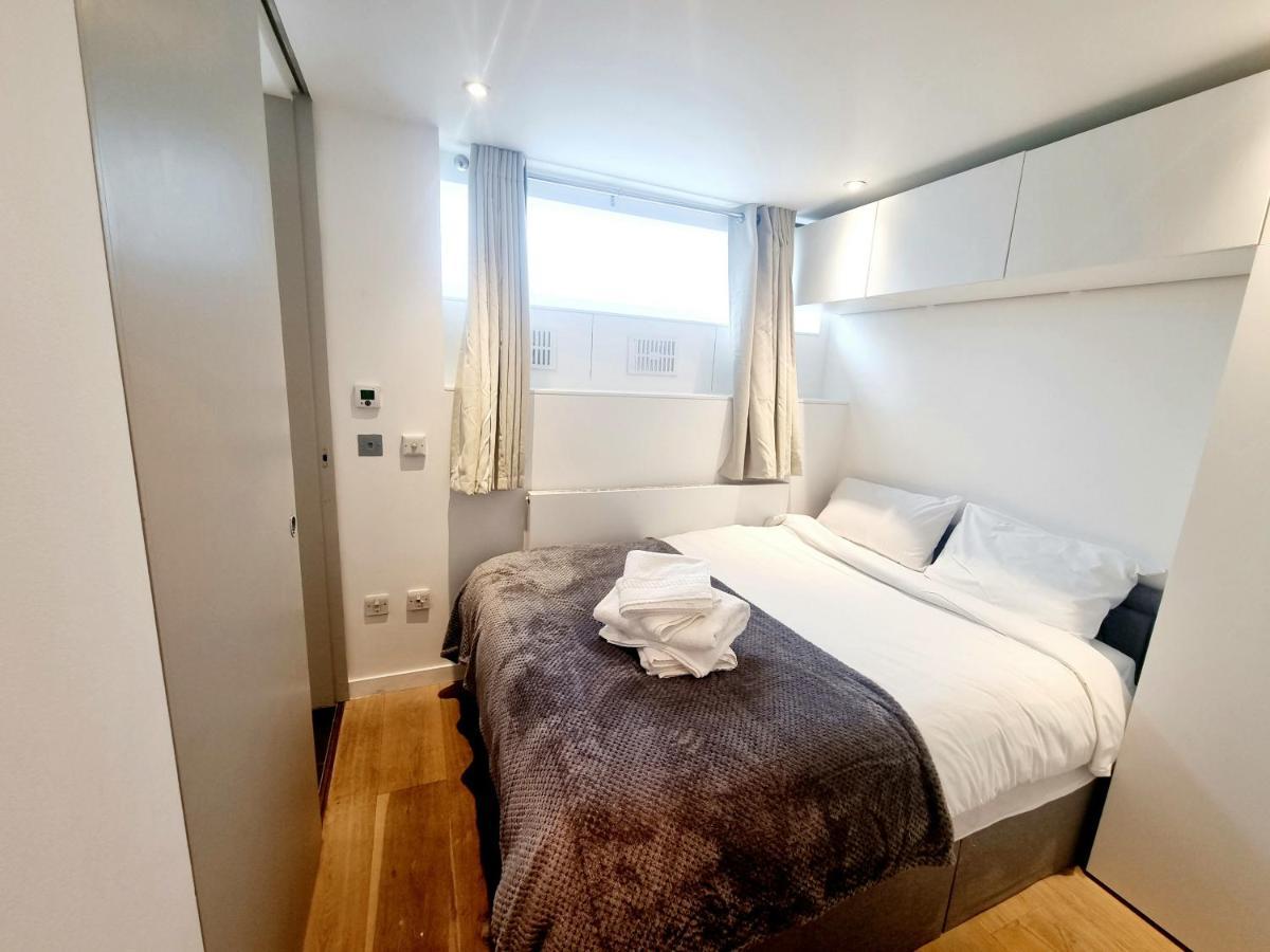 Manhattan Style Apartment In Fulham ลอนดอน ภายนอก รูปภาพ